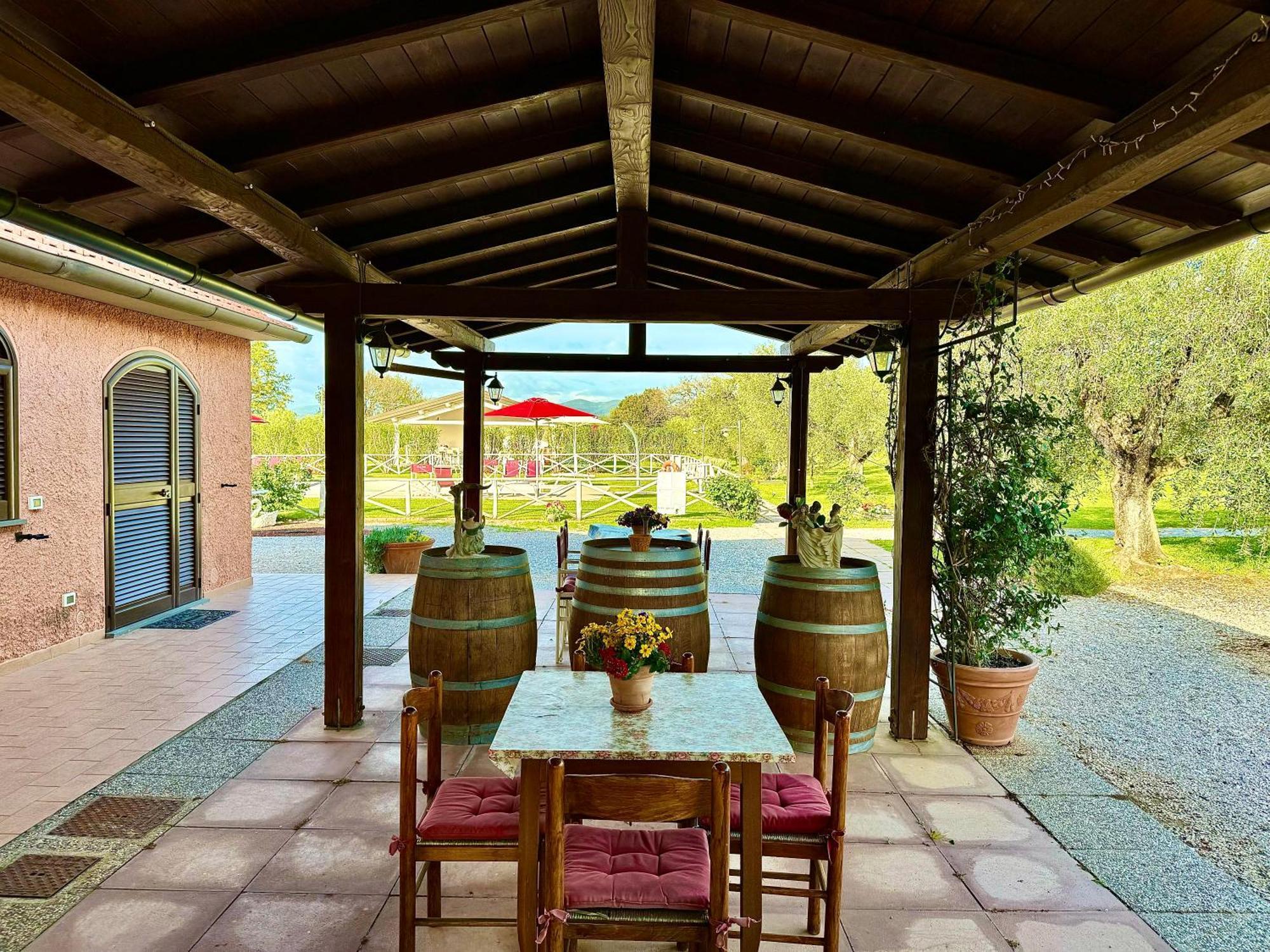 דונוראטיקו Agriturismo Re Di Fiori מראה חיצוני תמונה
