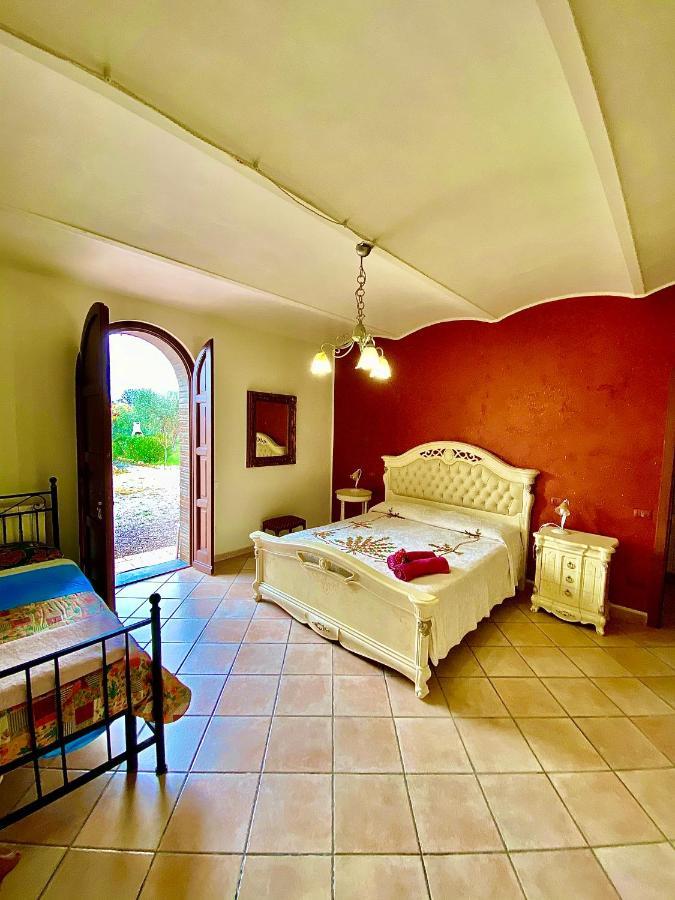 דונוראטיקו Agriturismo Re Di Fiori מראה חיצוני תמונה